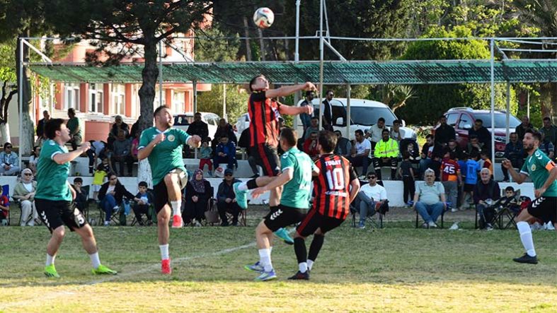 Kaymakamlık Futbol Turnuvasında Grup Maçları Sona Erdi
