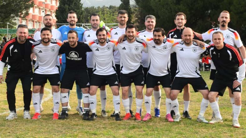 Black Jack Kontrollü Geçti, Emniyet Alkış Aldı