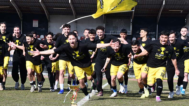 Karaelmasspor Şampiyon Oldu, Kupayı Kaymakam Ünal Koç Verdi