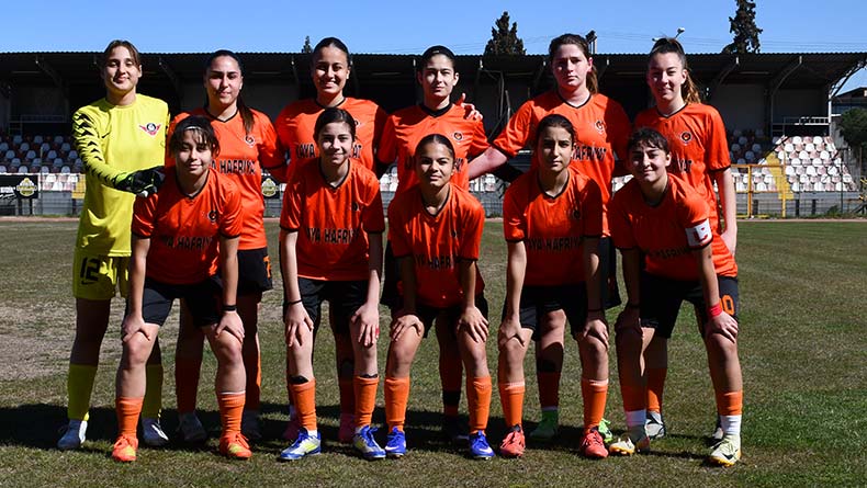 Zaferspor U17 Kız Takımı Uşak 64 Bld Gençlikspor’u Farklı Mağlup Etti.