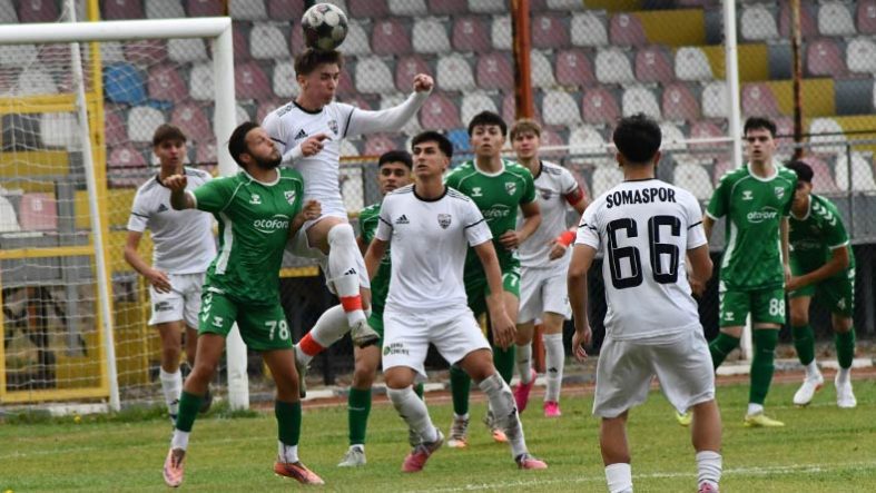 Somaspor U19 Bornova Yeşilovaspor’u 3-1 Mağlup Etti