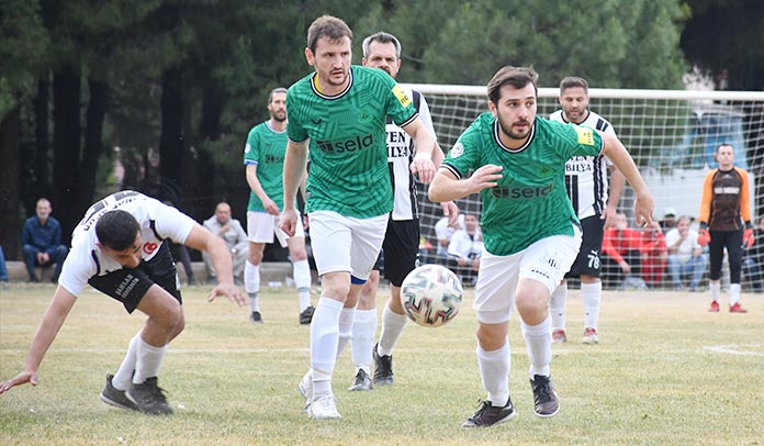 Esnaf Odası (2) Kaymakamlık Futbol Turnuvasına İddialı Geliyor