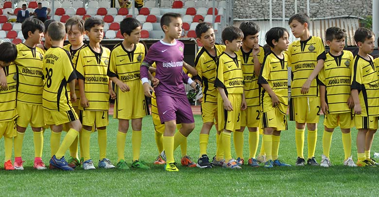 Futbolda Altyapının Önemi ve Karaelmasspor