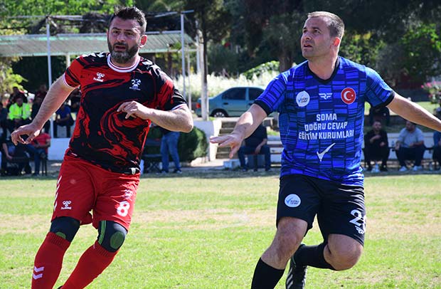 Soma Kaymakamlık Futbol Turnuvasında Heyecan Tavan Yaptı