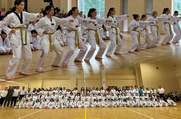 Soma Linyitspor Tekvando Takımı, 83 Sporcuyla Kuşak Sınavını Başarıyla Tamamladı