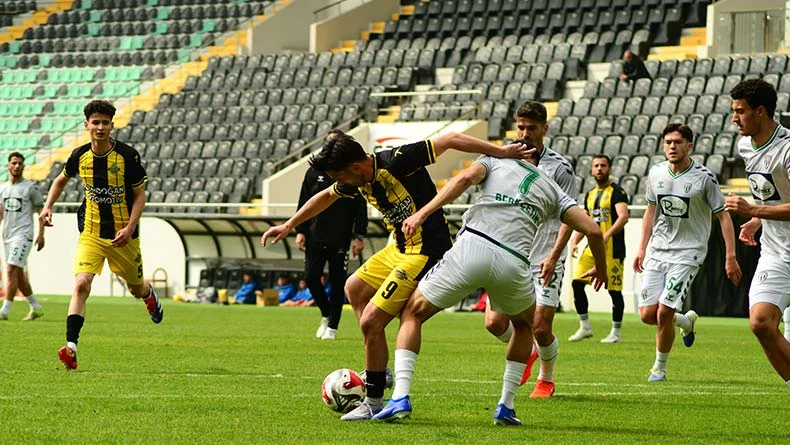 Somaspor’dan Üç Transfer Daha! Kadroya 8 Yeni İsim Katıldı