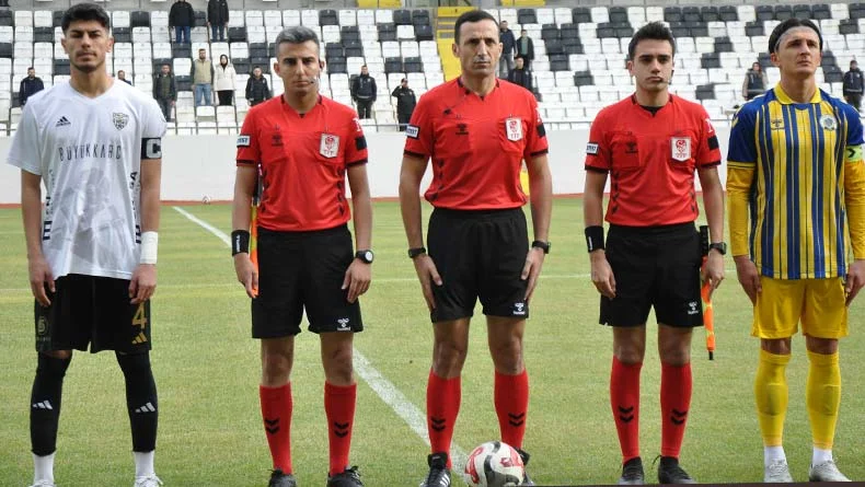 Adana Demirspor-Somaspor Maçının Hakemi Mehmet Terece